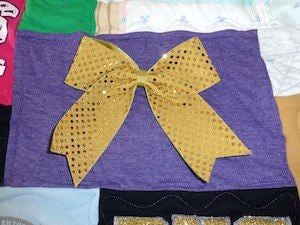 how to use hair bows in a T-shirt quilt